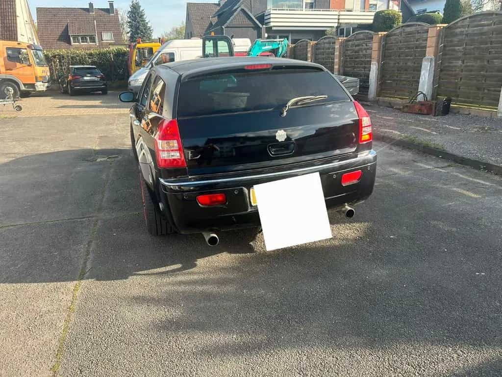 Chrysler 300C Touring 3.5 V6 AWD Autom. -LPG Gasanlage 09/2004-photo-7