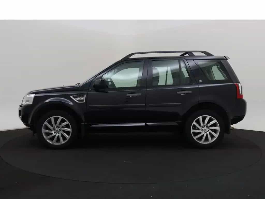 Land Rover Freelander 2 HSE TD4|Xenon|AHK|Navi|Leder|Alpine 02/2012-photo-3