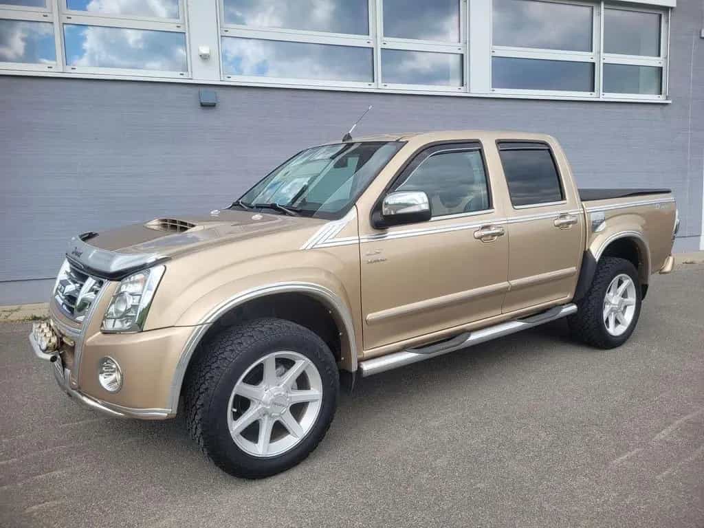 Isuzu D-Max 3.0 D-Max 4x4 Autm. Custom Super Optik-Nur 08/2010-photo-1