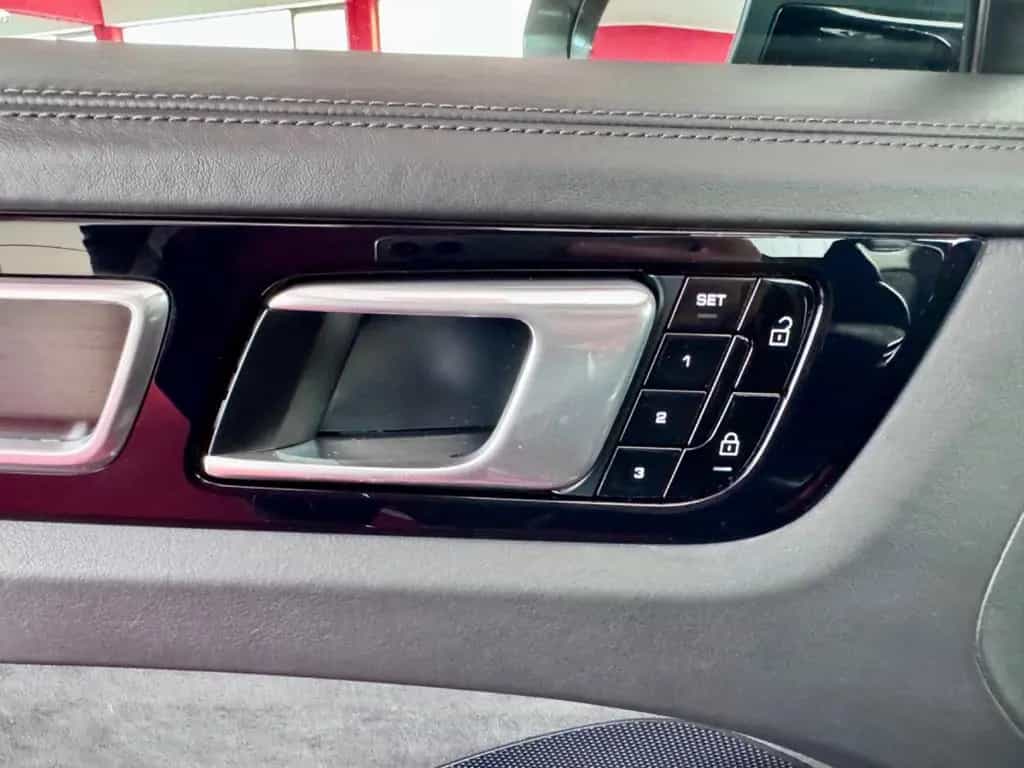 Porsche Cayenne GTS SportAbgas Pano ACC 360°Luft HeadUp 04/2021-photo-18