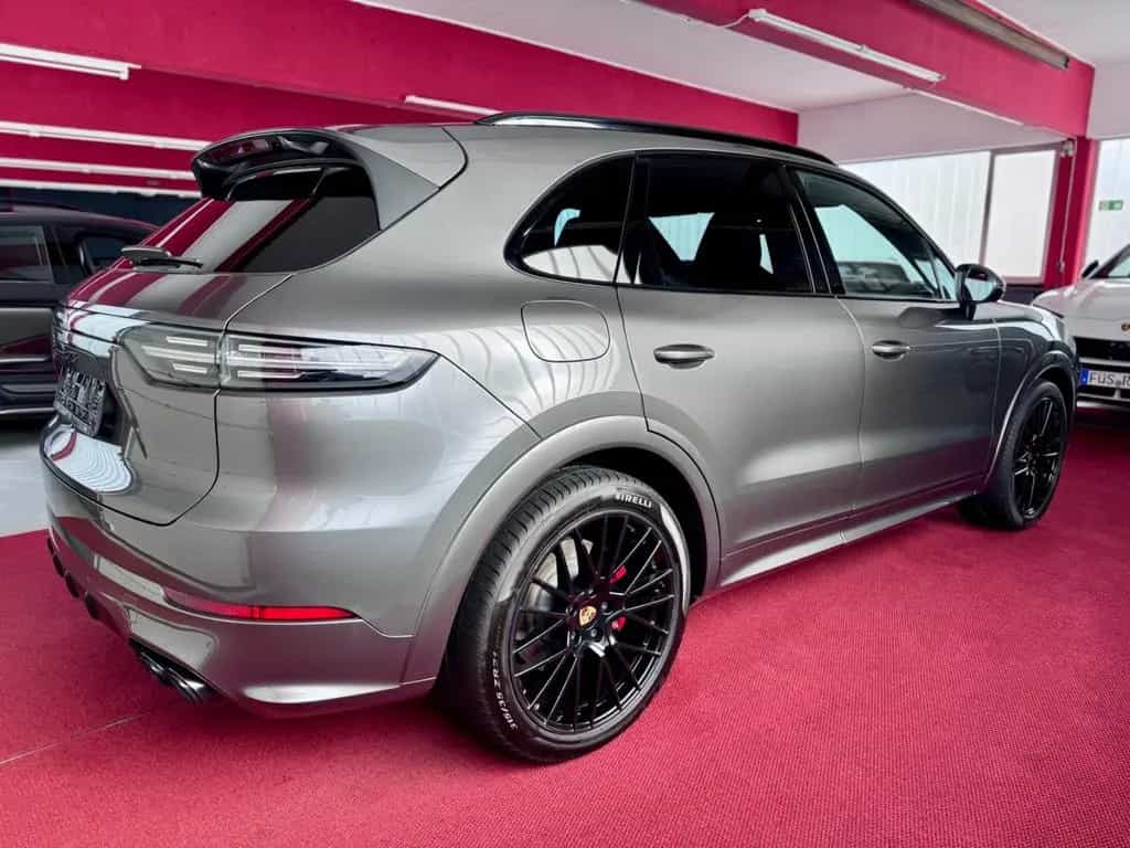 Porsche Cayenne GTS SportAbgas Pano ACC 360°Luft HeadUp 04/2021-photo-3