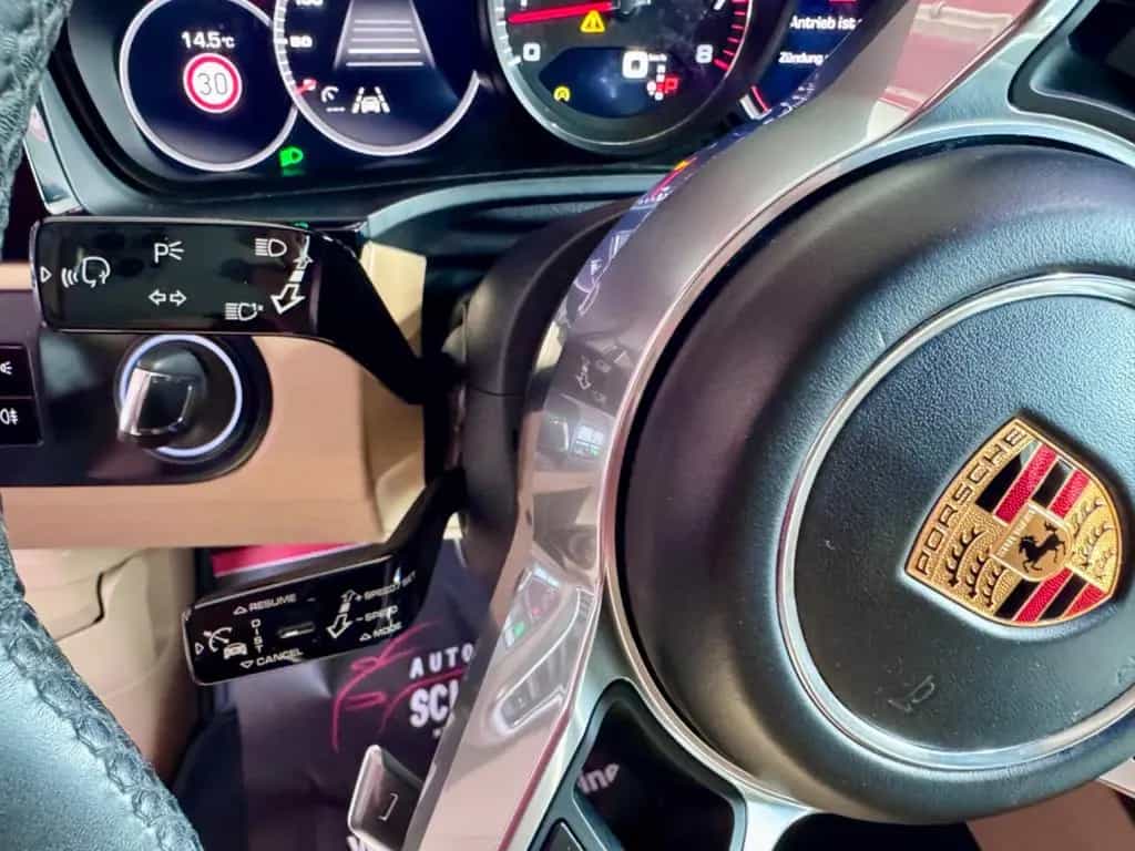 Porsche Cayenne S Pano ACC Luft SportChrono 18 Wege AHK 04/2018-photo-16