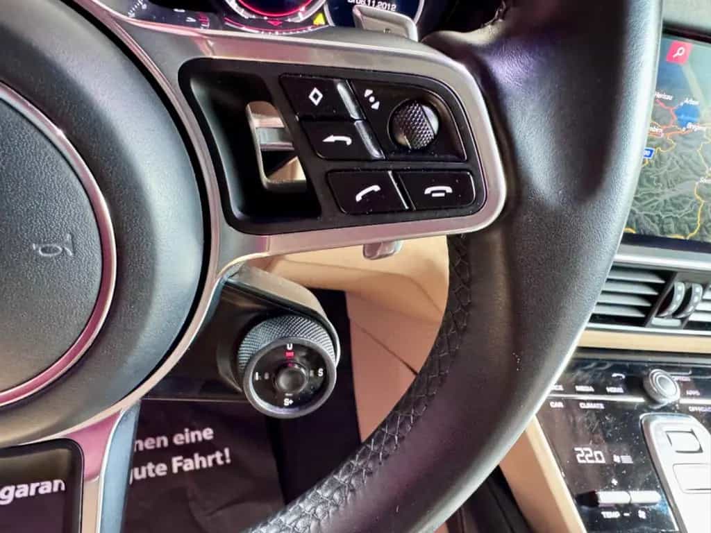 Porsche Cayenne S Pano ACC Luft SportChrono 18 Wege AHK 04/2018-photo-17