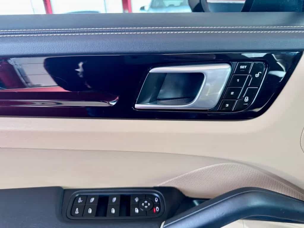 Porsche Cayenne S Pano ACC Luft SportChrono 18 Wege AHK 04/2018-photo-22