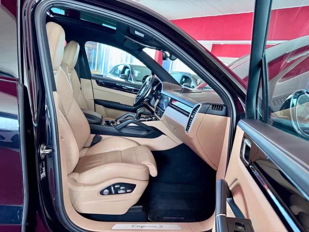 Porsche Cayenne S Pano ACC Luft SportChrono 18 Wege AHK 04/2018-photo-24