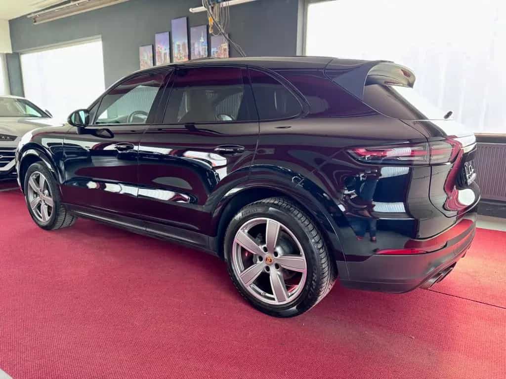 Porsche Cayenne S Pano ACC Luft SportChrono 18 Wege AHK 04/2018-photo-8