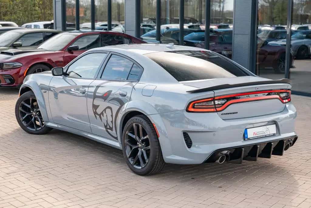 Dodge Charger 5,7 HEMI V8 WIDEBODY LED 06/2022-photo-13