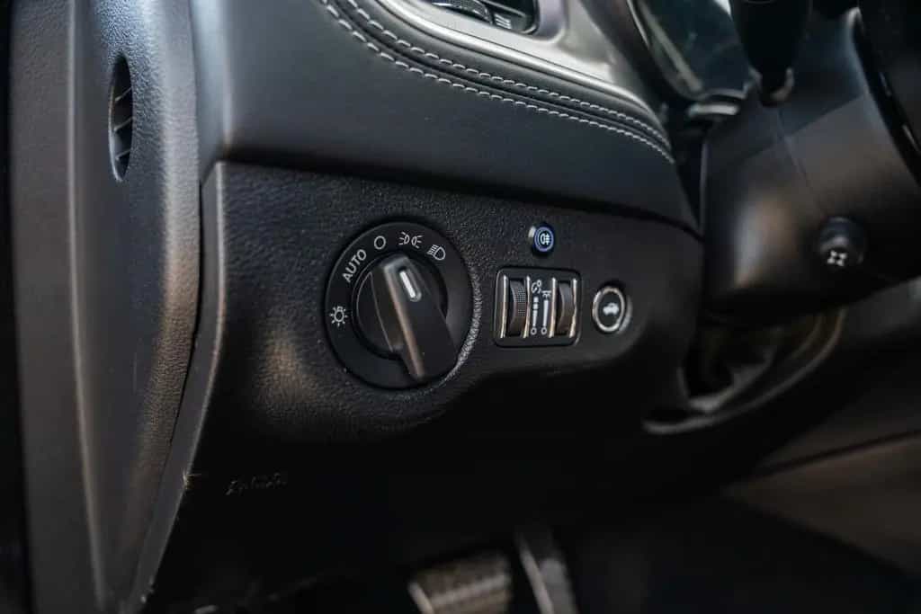 Dodge Charger 5,7 HEMI V8 WIDEBODY LED 06/2022-photo-22