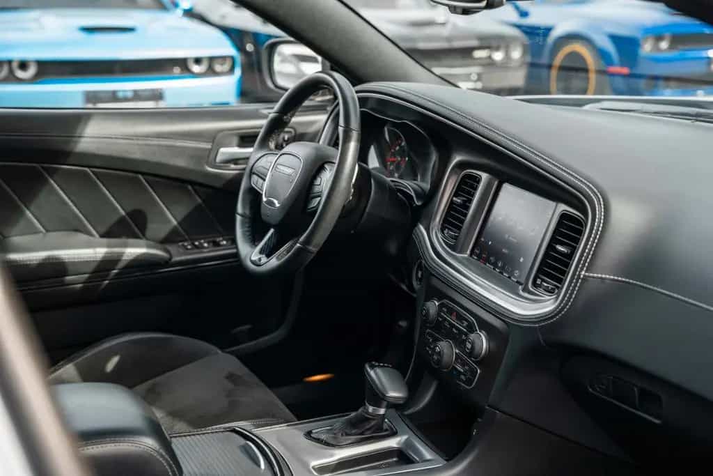 Dodge Charger 5,7 HEMI V8 WIDEBODY LED 06/2022-photo-25