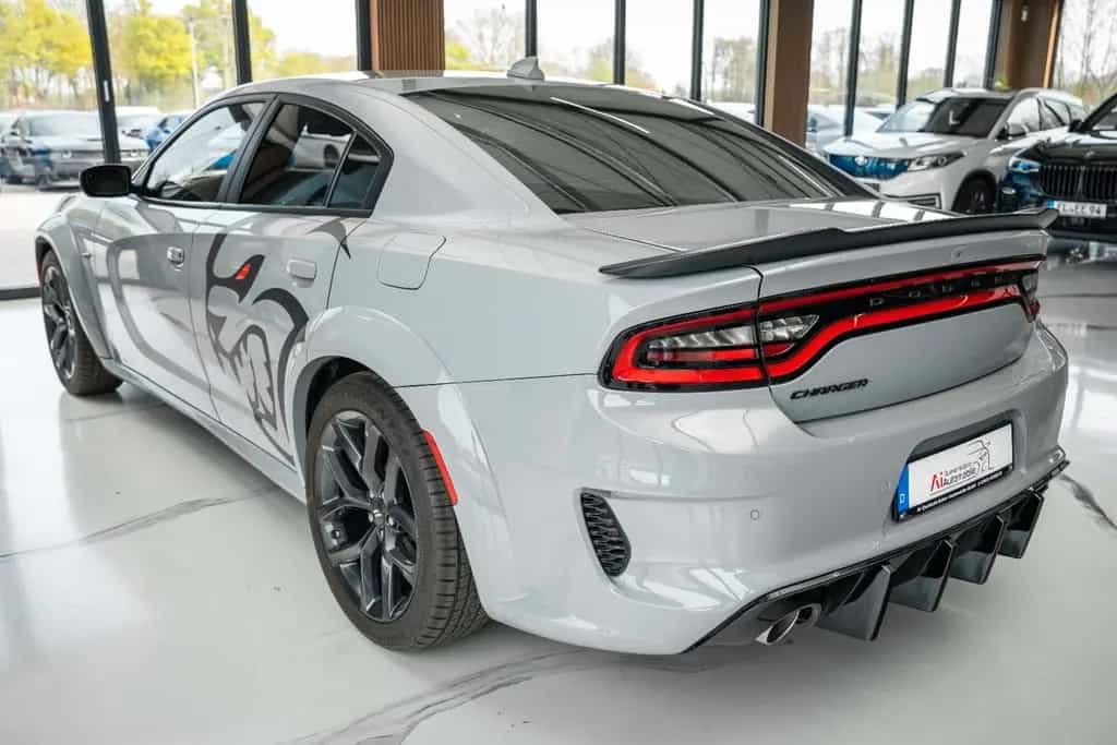 Dodge Charger 5,7 HEMI V8 WIDEBODY LED 06/2022-photo-3