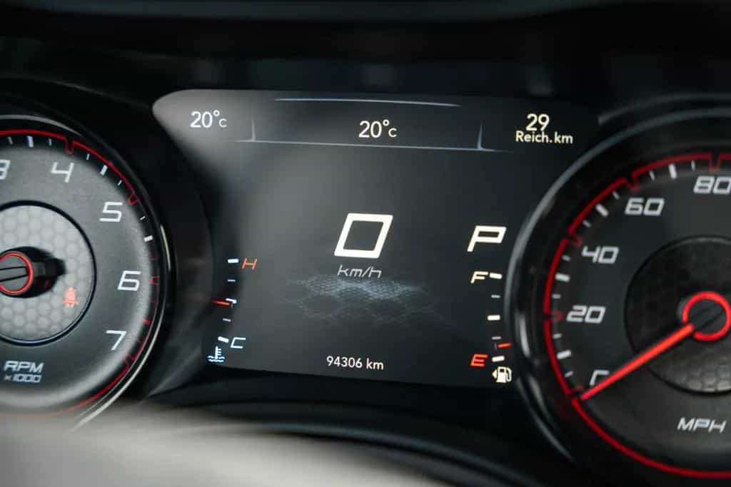 Dodge Charger 5,7 HEMI V8 WIDEBODY LED 06/2022-photo-30