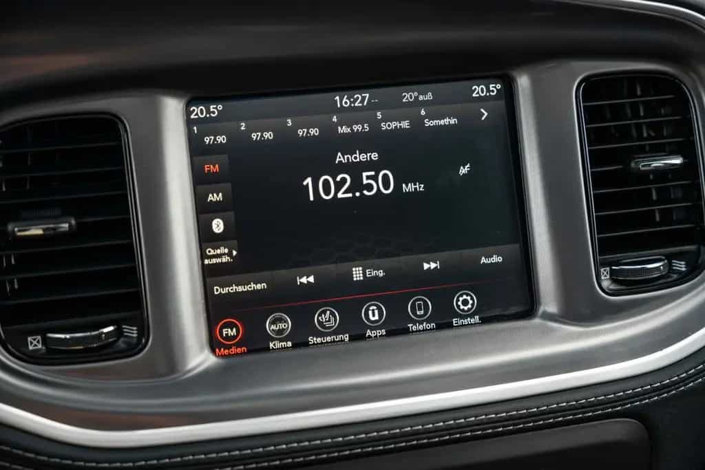 Dodge Charger 5,7 HEMI V8 WIDEBODY LED 06/2022-photo-39