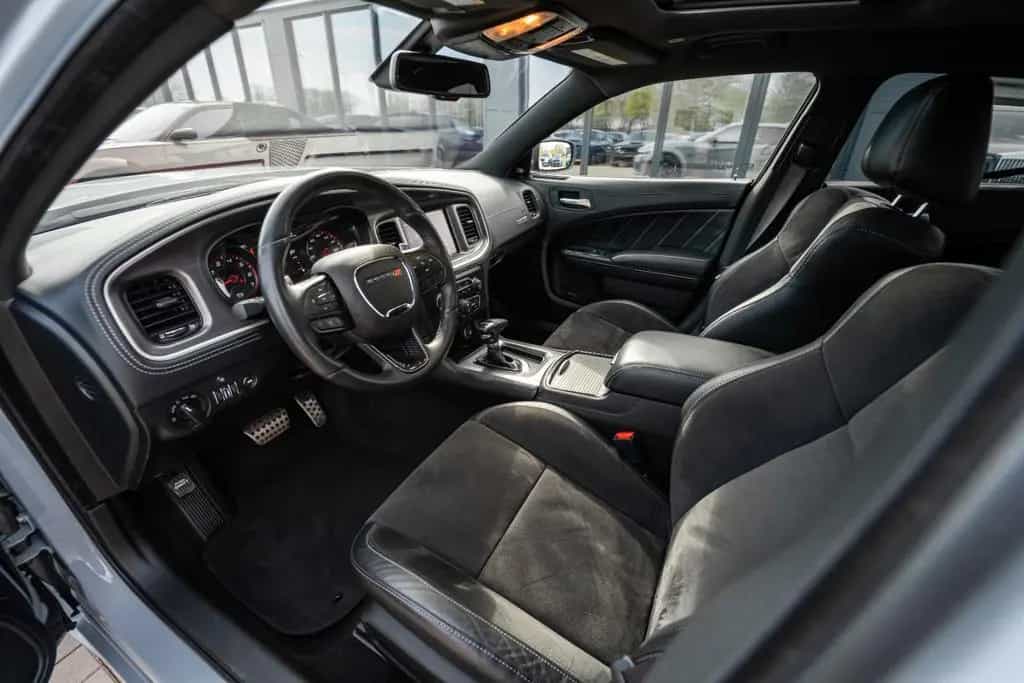 Dodge Charger 5,7 HEMI V8 WIDEBODY LED 06/2022-photo-42