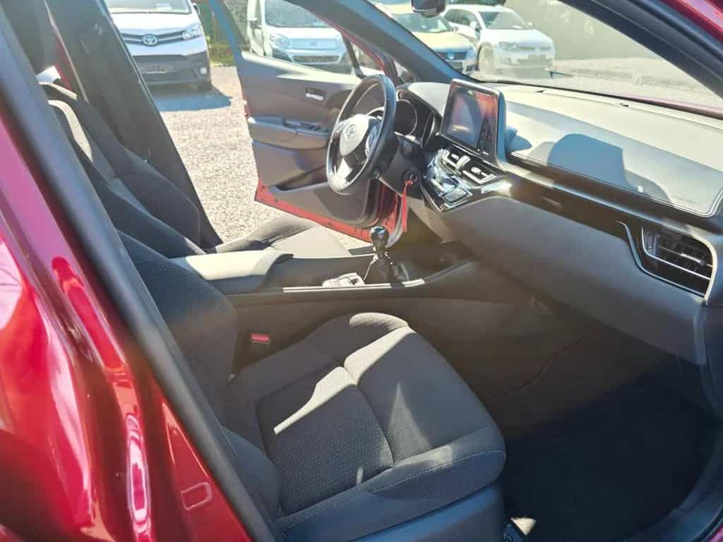 Toyota C-HR Flow 09/2018-photo-12