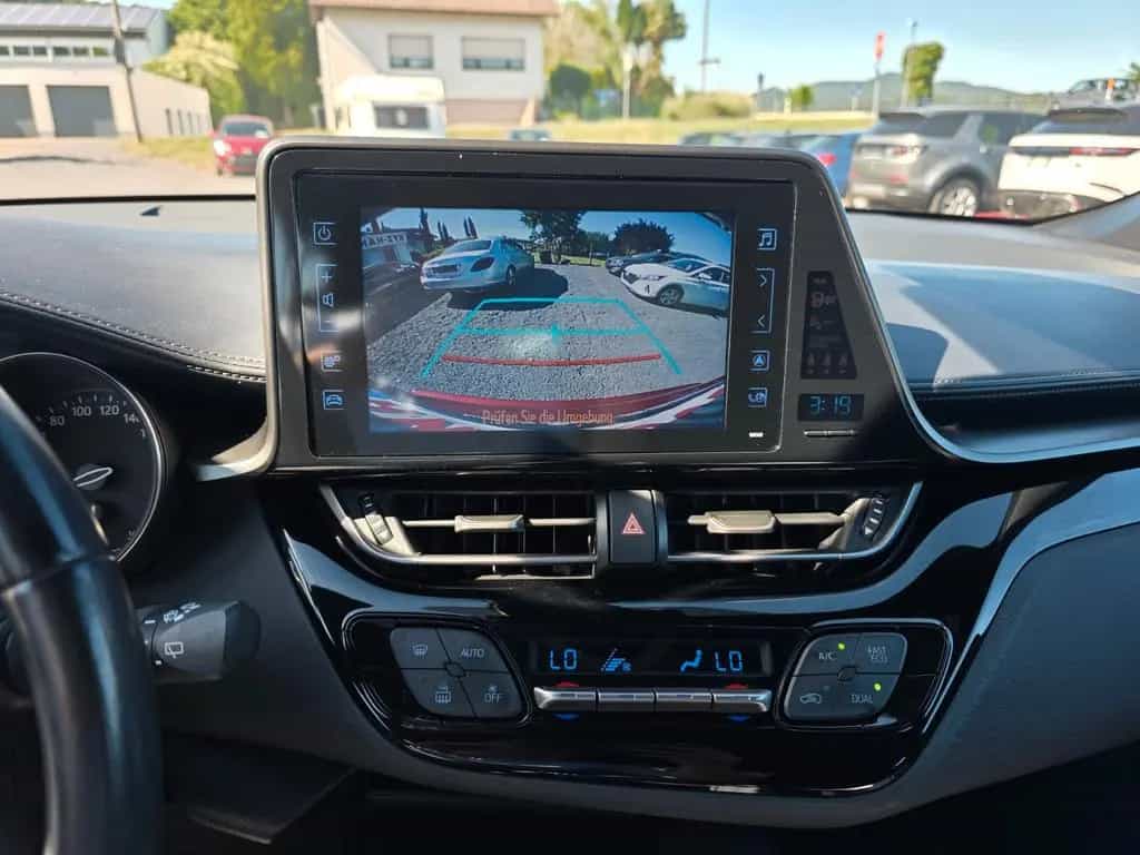 Toyota C-HR Flow 09/2018-photo-13