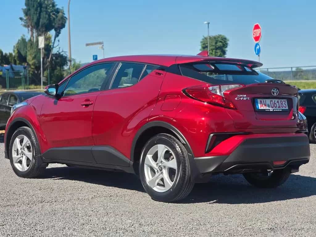 Toyota C-HR Flow 09/2018-photo-4