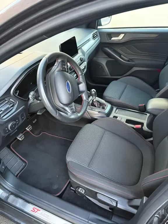 Ford Focus 1,5 EcoBoost 150 PS ST-Line Turnier *Voll* 02/2020-photo-12