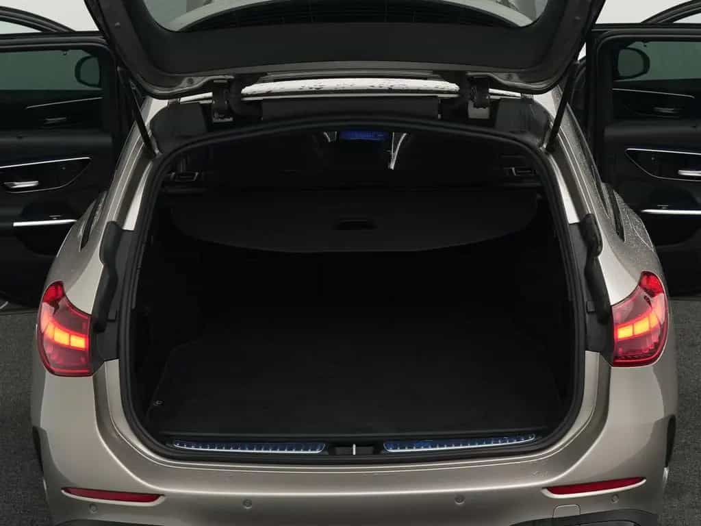 Mercedes-Benz C 300 d T AMG Line *AHK*LED*NAVI*R-KAM* 11/2021-photo-13
