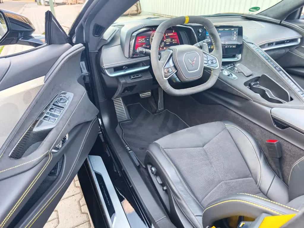 Corvette Cabrio 3LT | Z51 | Lift | Magnetic | EU | 1.Hand 11/2022-photo-5
