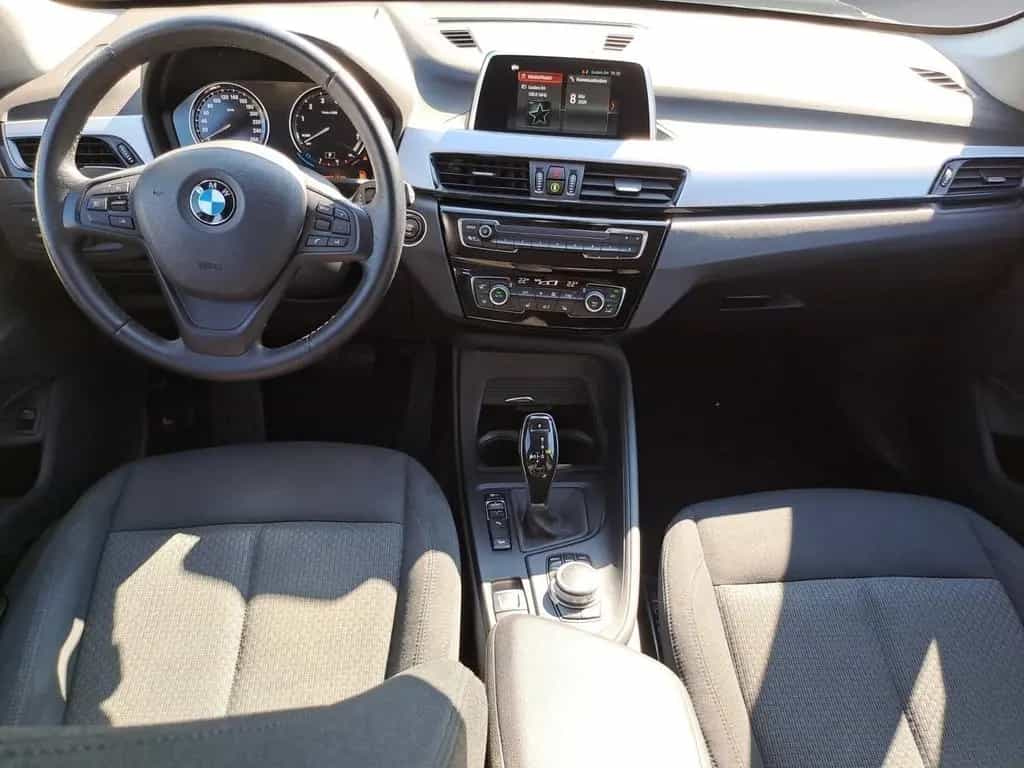 BMW X1 xDrive20i Advantage *Navi*SHZ*PDC*AHK* 07/2019-photo-10