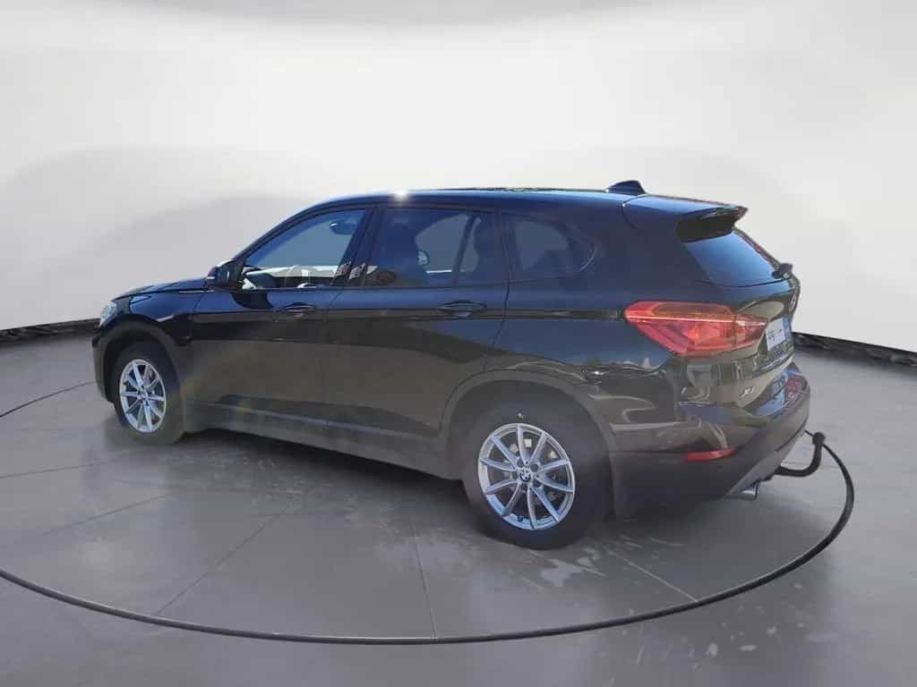 BMW X1 xDrive20i Advantage *Navi*SHZ*PDC*AHK* 07/2019-photo-3