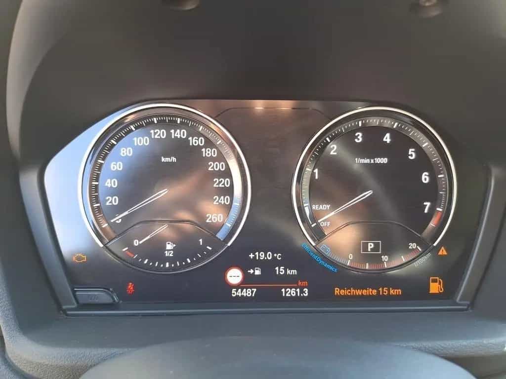 BMW X1 xDrive20i Advantage *Navi*SHZ*PDC*AHK* 07/2019-photo-9