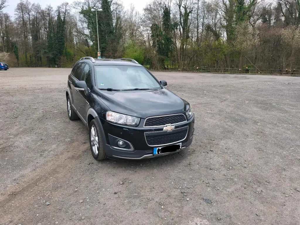 Chevrolet Captiva 2.2D 4WD Automatik 7-Sit... 10/2013-photo-0