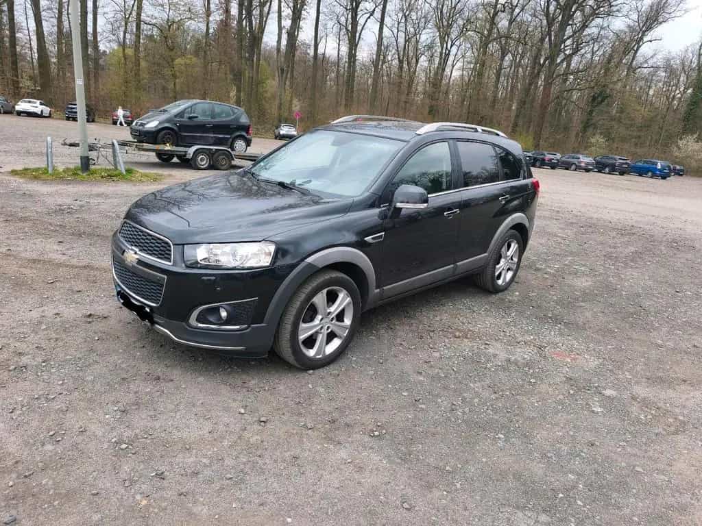 Chevrolet Captiva 2.2D 4WD Automatik 7-Sit... 10/2013-photo-1