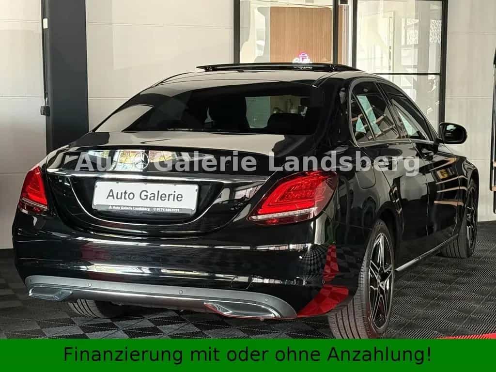 Mercedes-Benz C-Class Lim.*Widescreen*Avantgarde*Pano*18 Zoll AMG 04/2021-photo-1