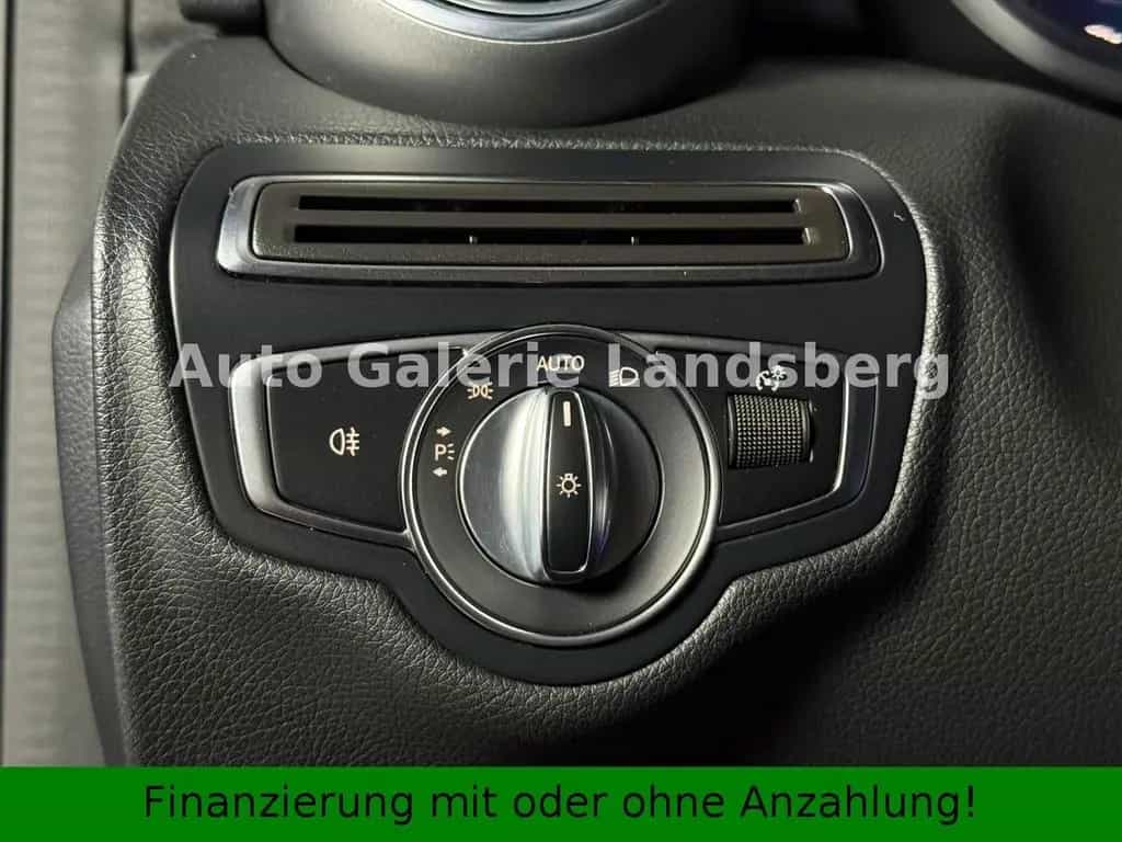 Mercedes-Benz C-Class Lim.*Widescreen*Avantgarde*Pano*18 Zoll AMG 04/2021-photo-29