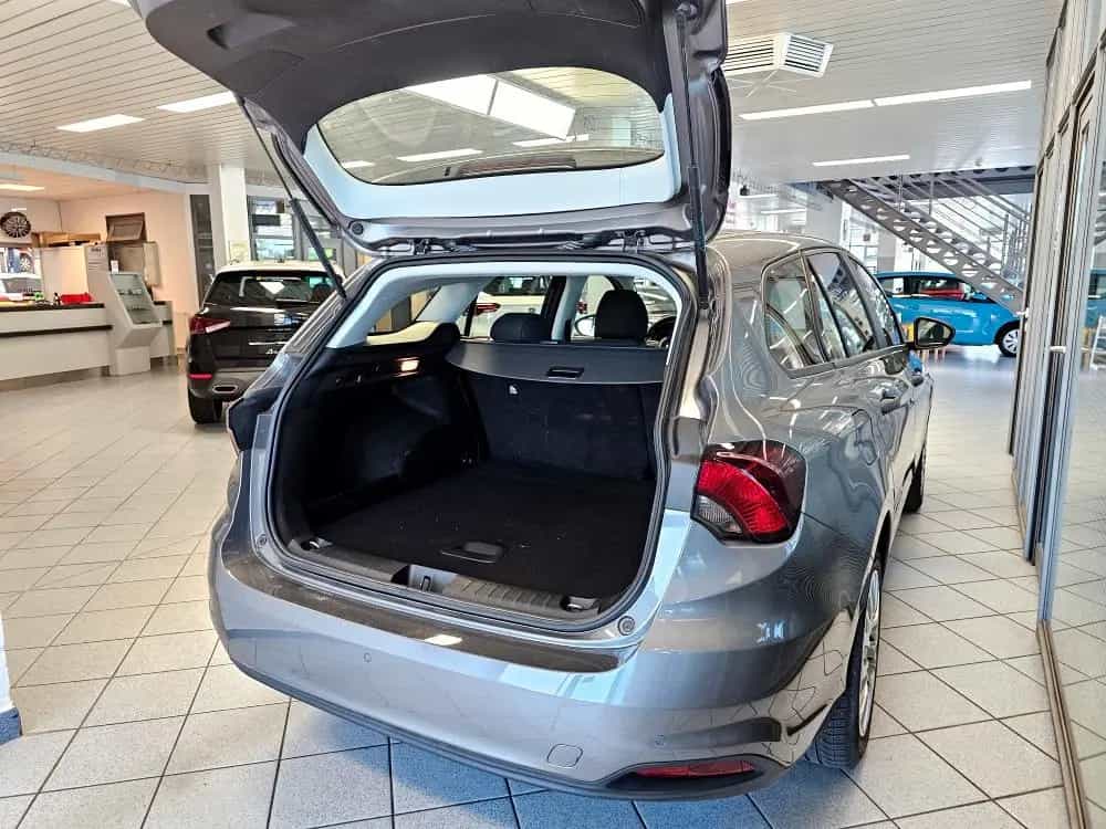 Fiat Tipo Allwetterreifen,Klimaanlage,PDC 08/2019-photo-2