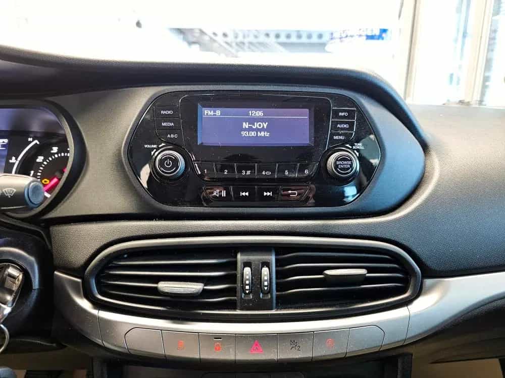 Fiat Tipo Allwetterreifen,Klimaanlage,PDC 08/2019-photo-7