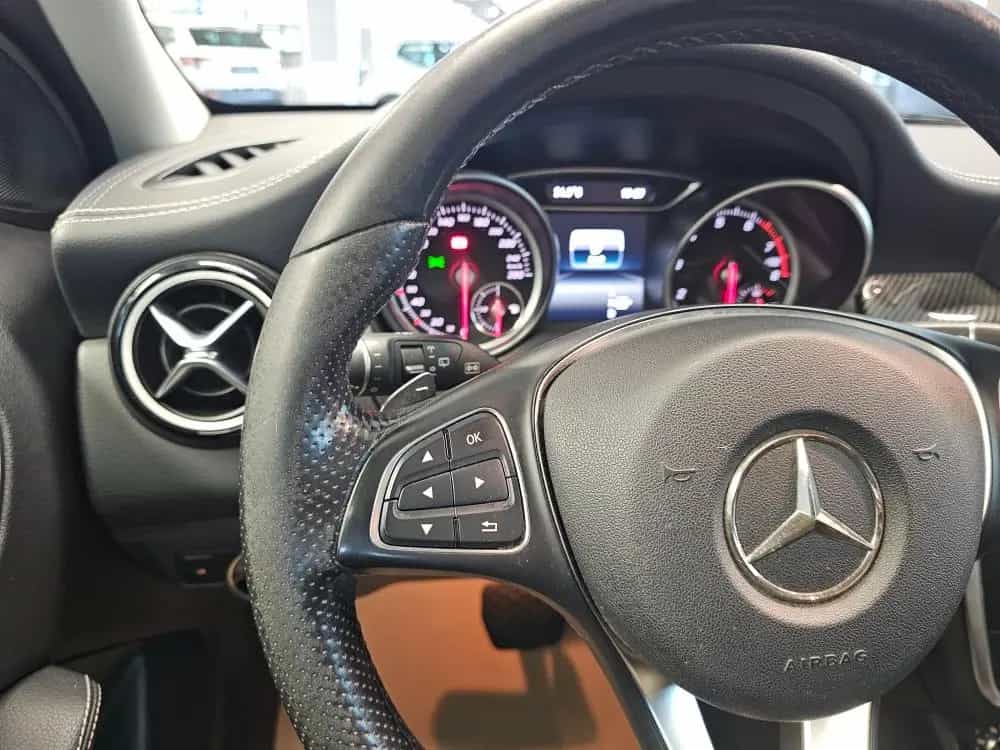 Mercedes-Benz GLA 200 AHK,19 Zoll,Navi,LED,Sitzheiung,Kamera 09/2018-photo-18