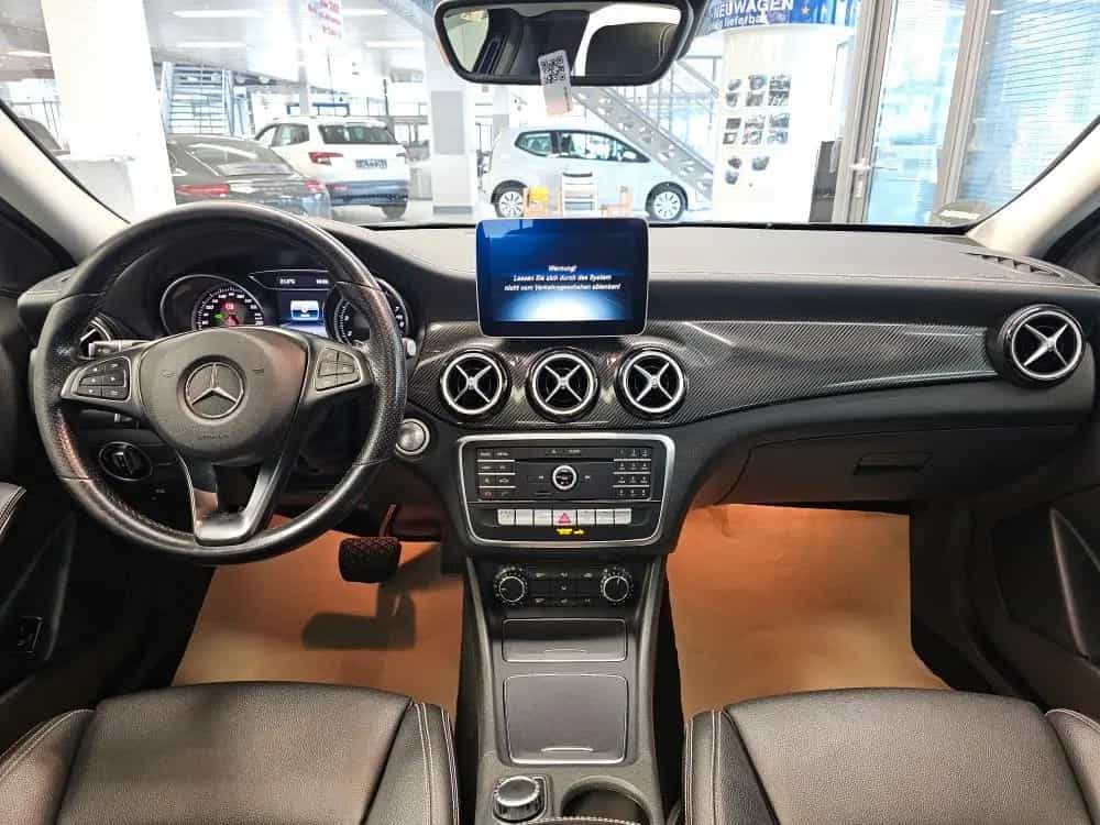 Mercedes-Benz GLA 200 AHK,19 Zoll,Navi,LED,Sitzheiung,Kamera 09/2018-photo-9