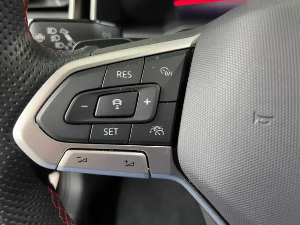 Volkswagen Polo GTI NAVI-APP+IQDRIVE+TRAVEL+SHZ+LED 11/2024-photo-9