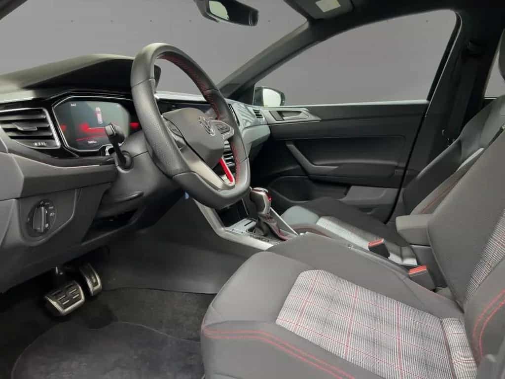 Volkswagen Polo GTI NAVI-APP+IQDRIVE+TRAVEL+SHZ+LED 11/2024-photo-3