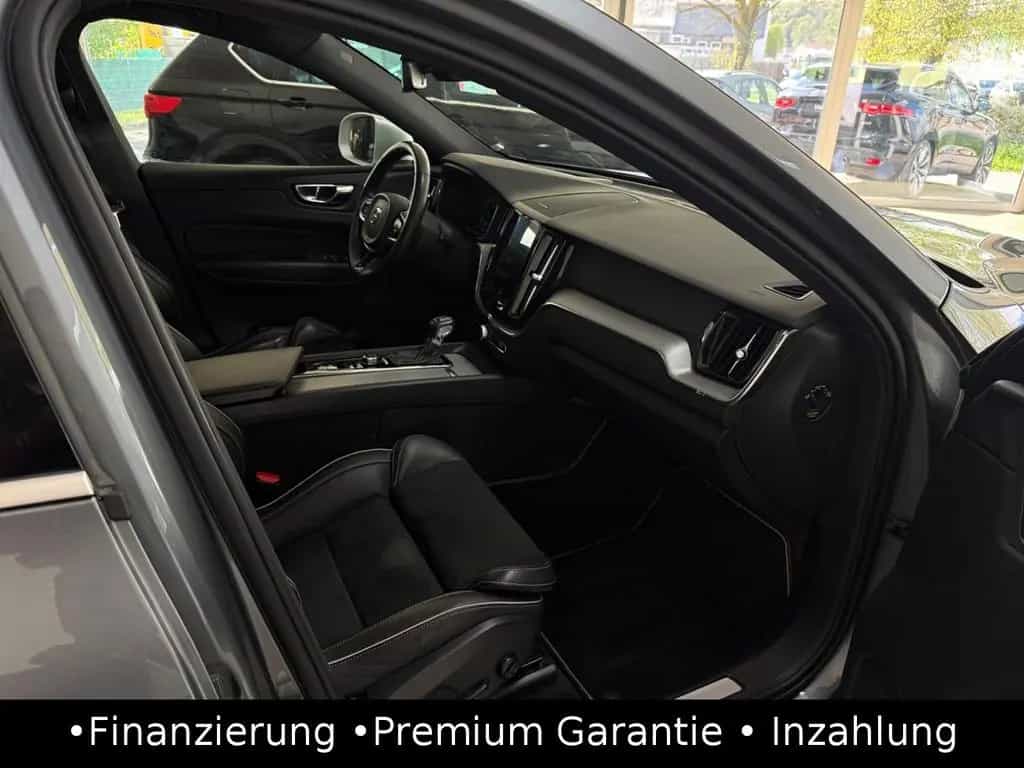Volvo XC60 D5 RDesign AWD/Pano/Head-up/HK-Sound/Kamera 11/2018-photo-18