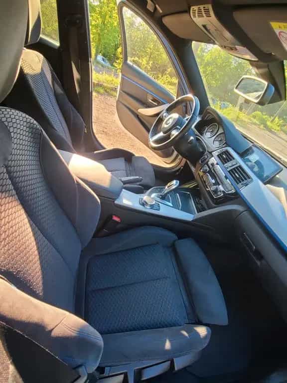 BMW 3 Series 320i Touring M-Paket Automatik 8g 03/2017-photo-8