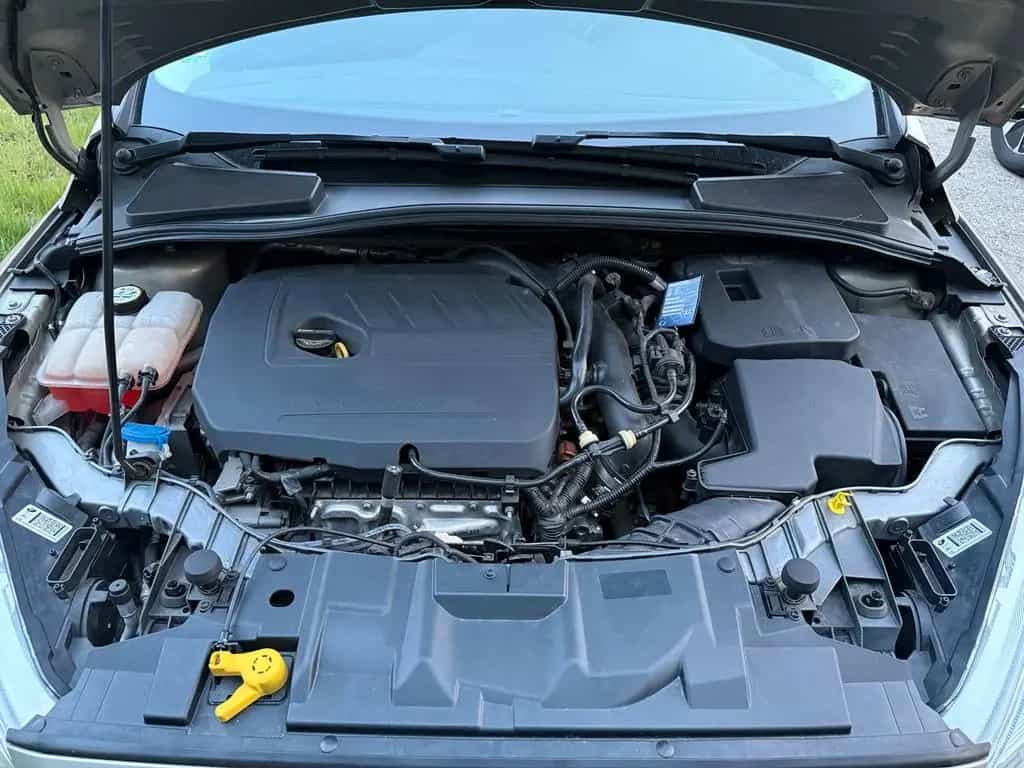 Ford Focus Turnier Automatik Kamera Navi P... 11/2015-photo-12