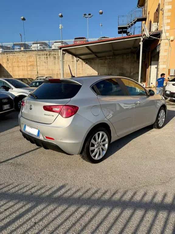 Alfa Romeo Giulietta 1.6 JTDm 120 CV 2020 04/2020-photo-3