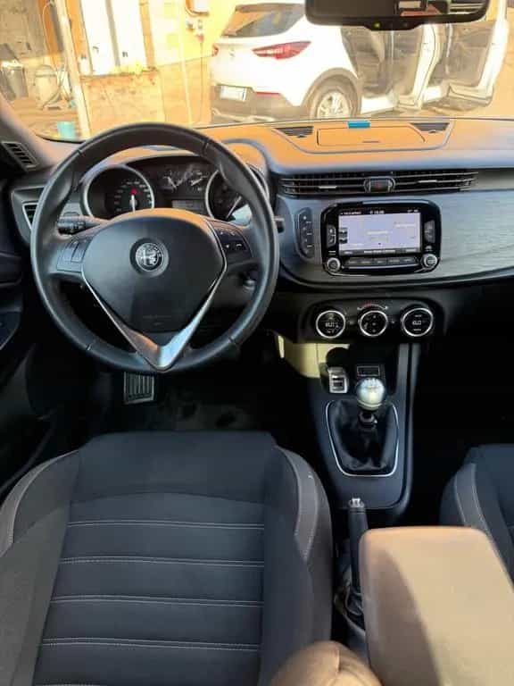 Alfa Romeo Giulietta 1.6 JTDm 120 CV 2020 04/2020-photo-5