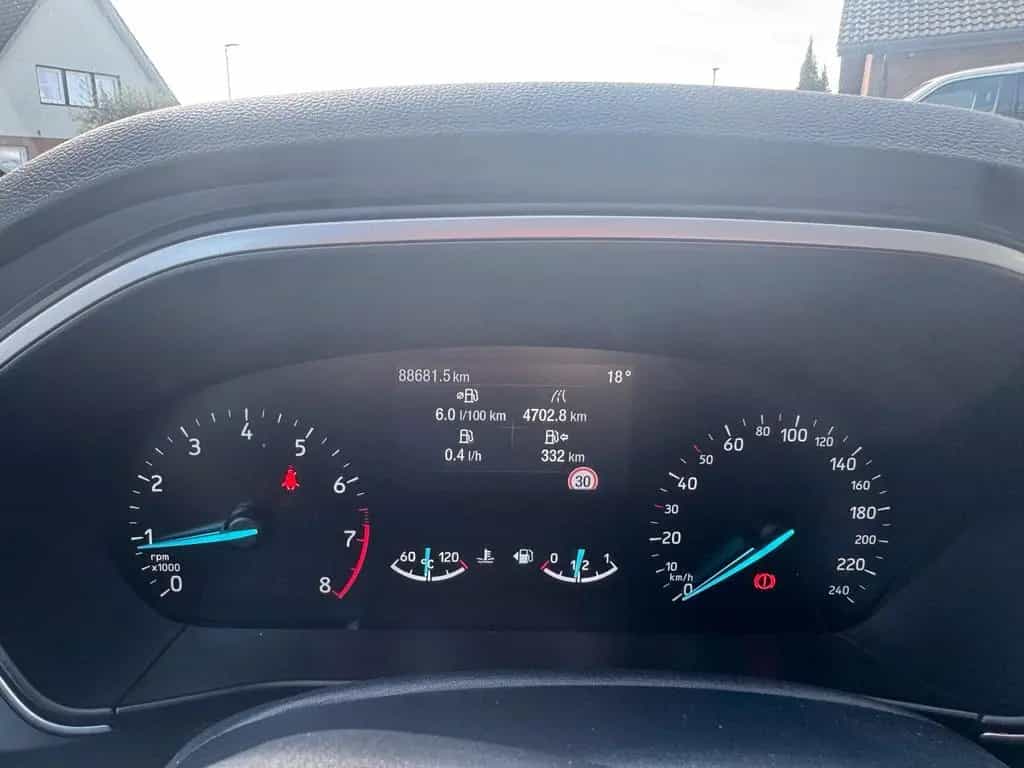 Ford Focus Kombi 1.0 11/2021-photo-4