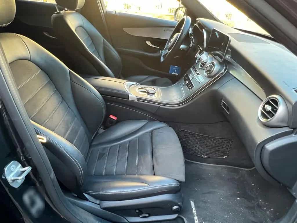 Mercedes-Benz C-Class C180 T-Modell AMG 08/2020-photo-9