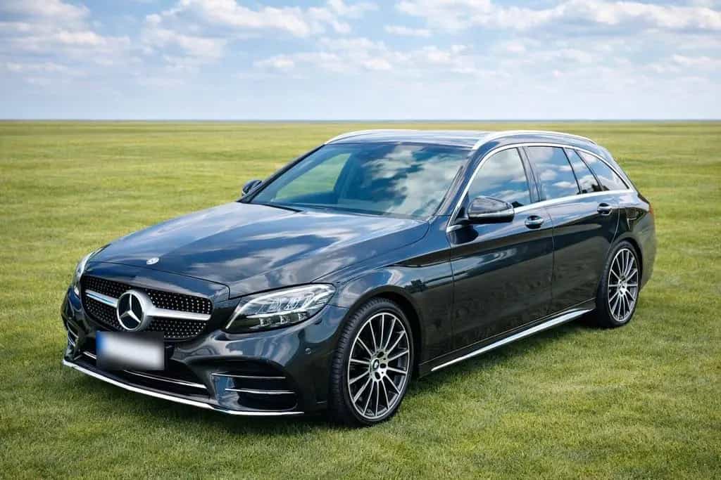 Mercedes-Benz C-Class C180 T-Modell AMG 08/2020-photo-2