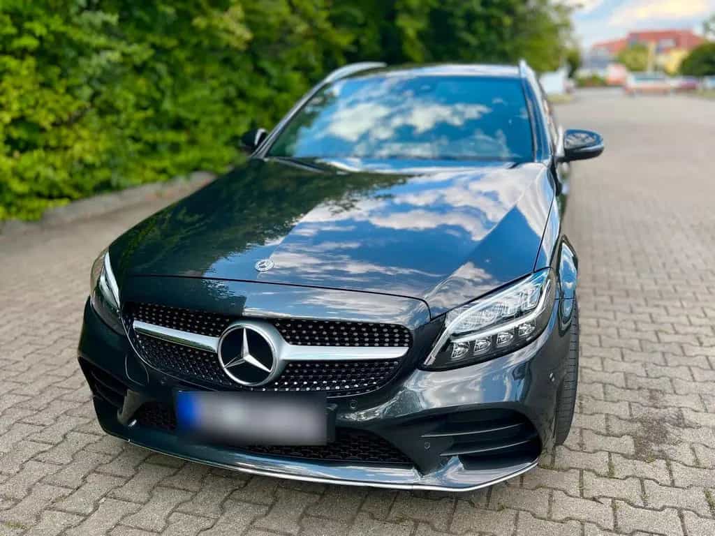Mercedes-Benz C-Class C180 T-Modell AMG 08/2020-photo-3