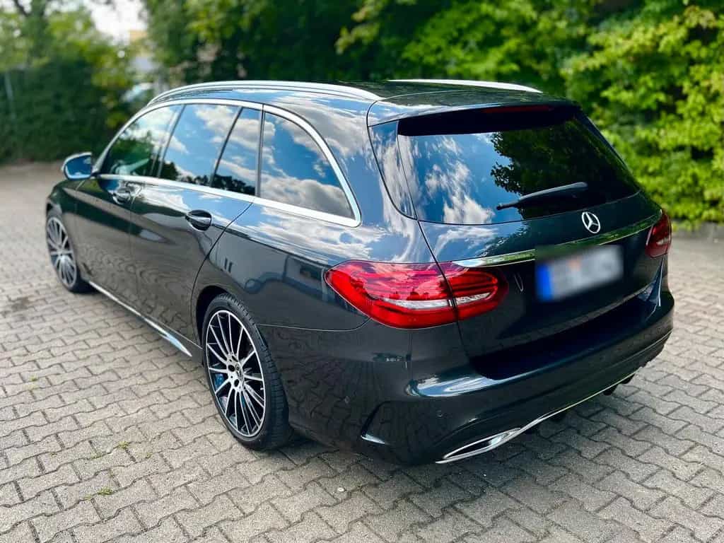 Mercedes-Benz C-Class C180 T-Modell AMG 08/2020-photo-4