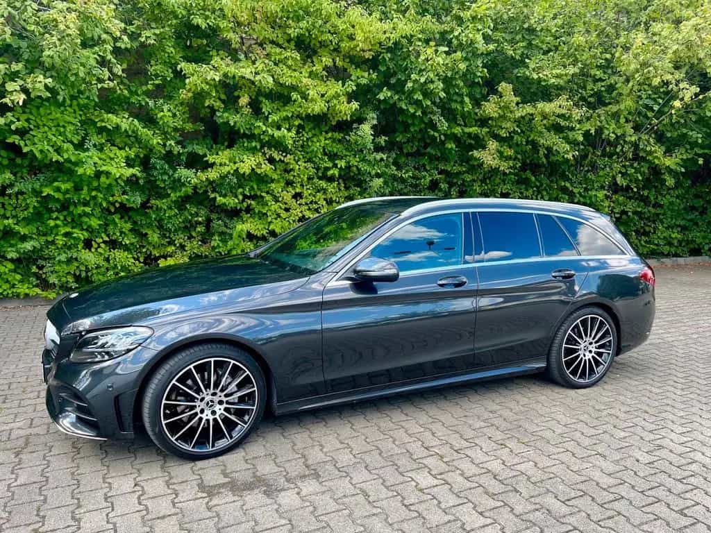 Mercedes-Benz C-Class C180 T-Modell AMG 08/2020-photo-7