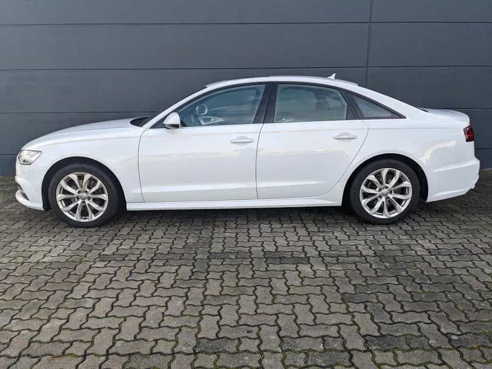 Audi A6 2.0l TDI Ultra AHK Leder LED Schiebedach 10/2017-photo-2