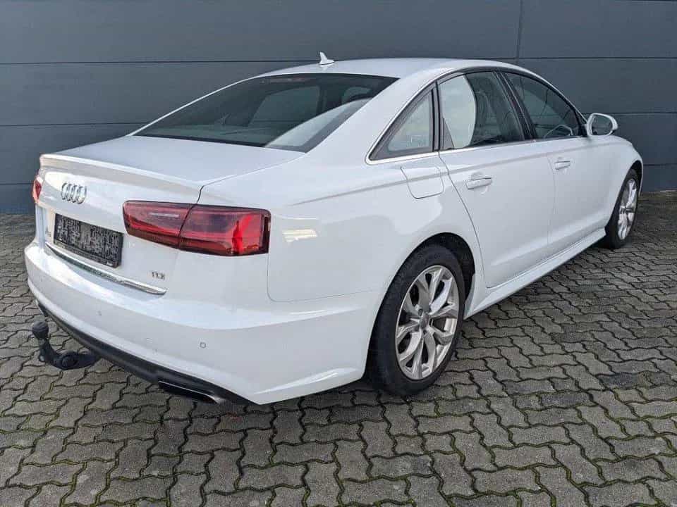 Audi A6 2.0l TDI Ultra AHK Leder LED Schiebedach 10/2017-photo-4