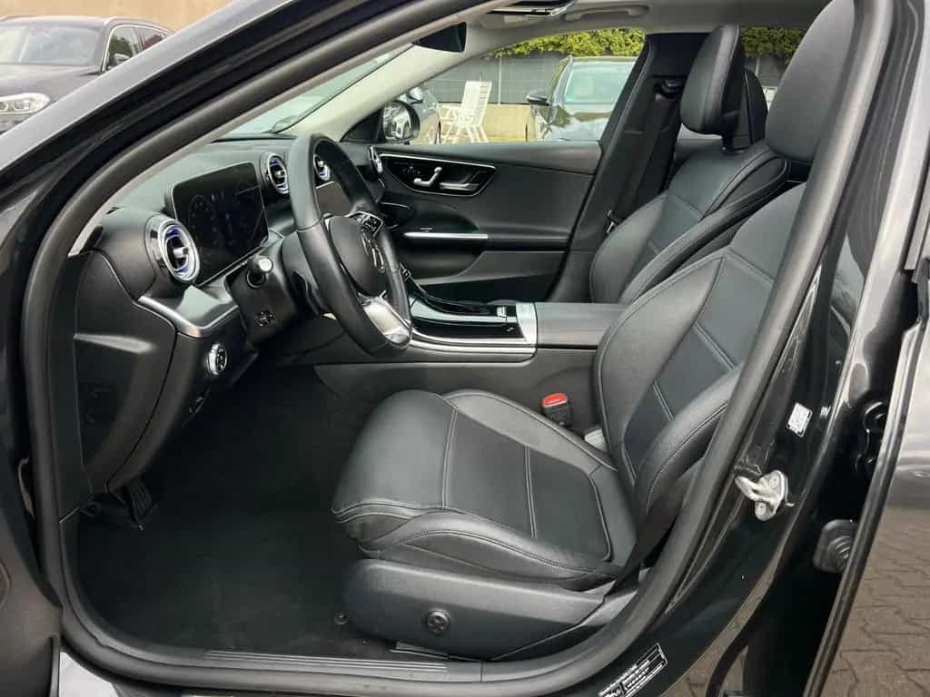 Mercedes-Benz C-Class Lim. 9G-TR AVANTGARDE-PANODACH-360°CAM-LED- 02/2022-photo-18